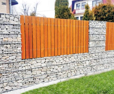 garden fence with wood