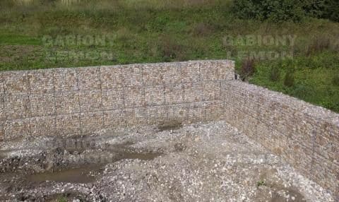 Assembly of the supporting gabion wall 3