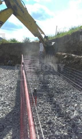 Assembly of the supporting gabion wall 18