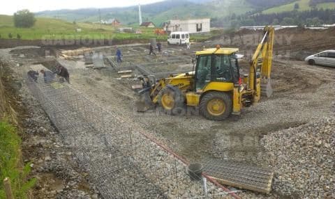 Assembly of the supporting gabion wall 31