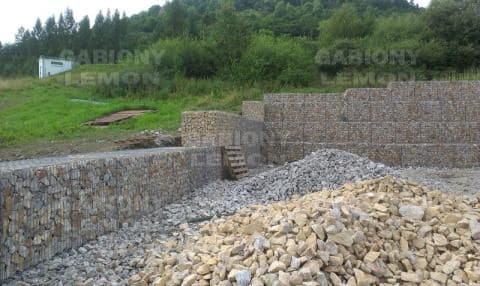 Assembly of the supporting gabion wall 49